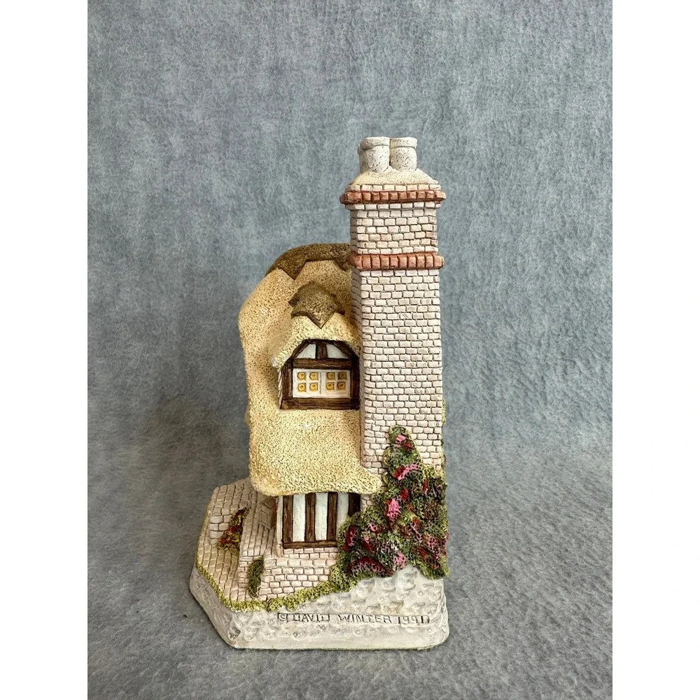 David Winter Cottage Audreys Tea Room 1990‎ Miniature Hand Painted Great Britain